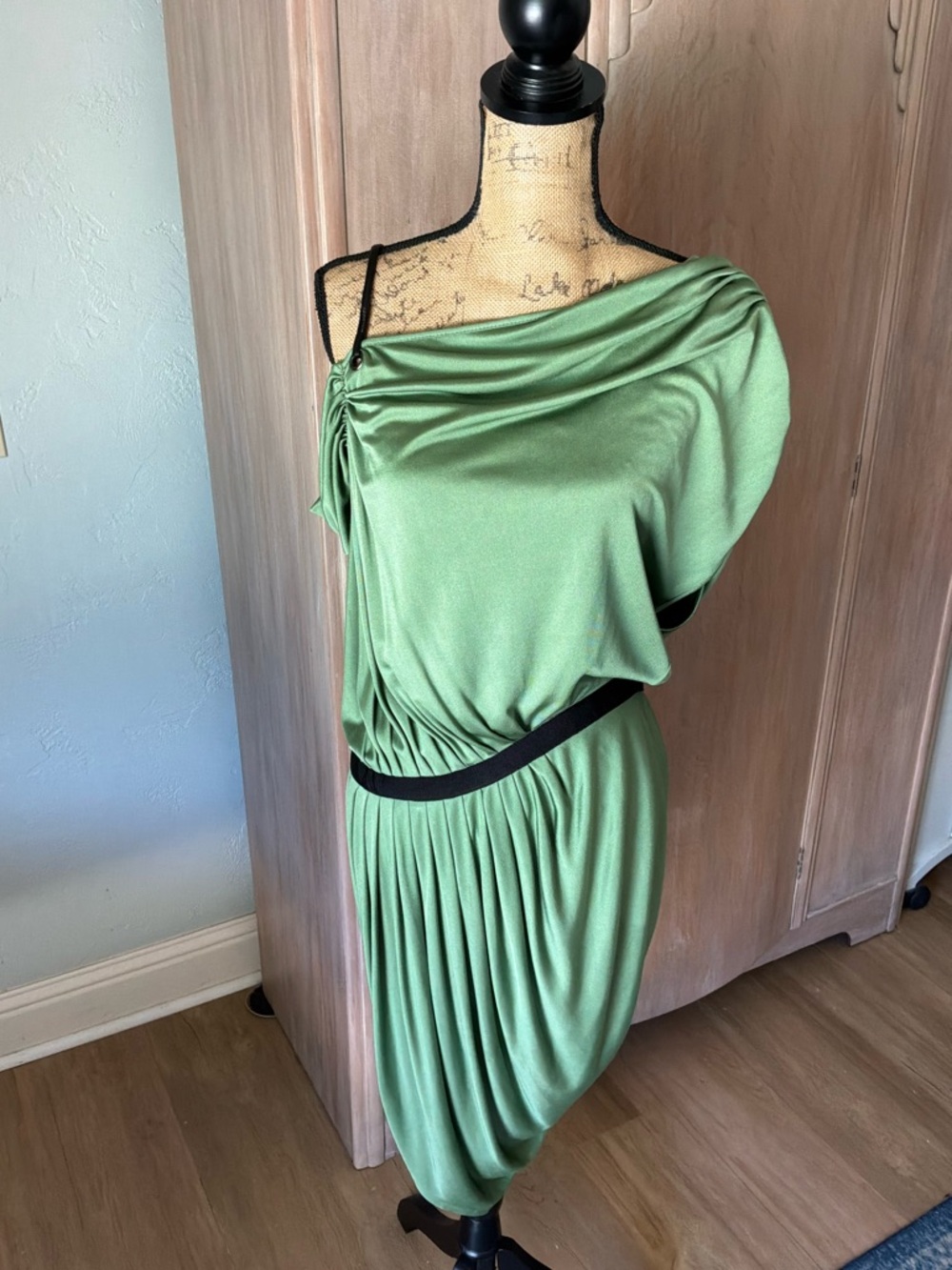 CATHERINE MALANDRINO Grecian 100% asymmetrical SILK PLEATED GREEN DRESS sz L